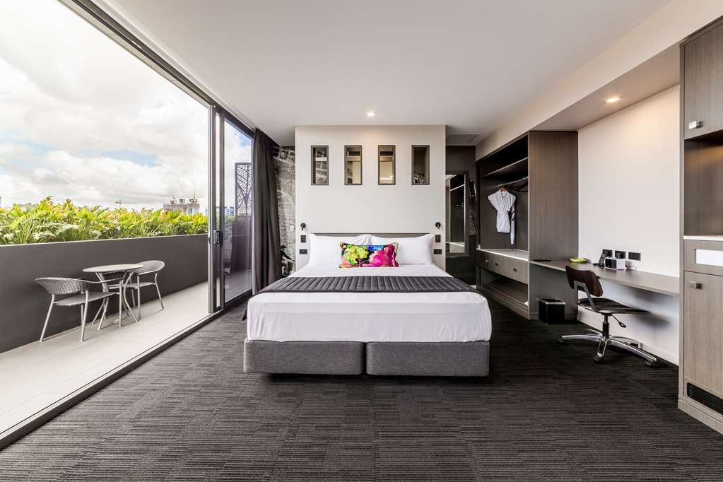 Sage Hotel James Street Brisbane Room photo